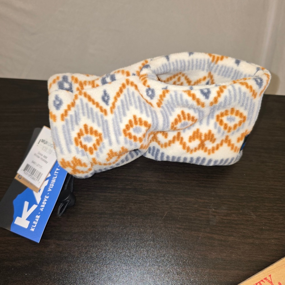 KAVU Drink Mitt Chalet Holiday Cream print Fleece Hot chocolate coozie glove